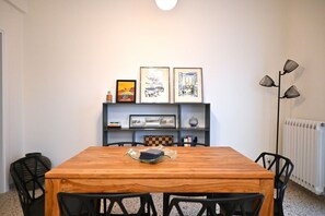 Dining - SE201 - Senigallia, spacious three-room apartment with air conditioning and Wi-Fi (Senigallia)