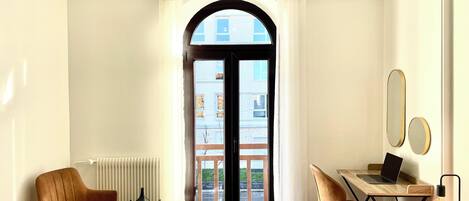 Ferros/tábuas de passar roupa, Wi-Fi, roupa de cama