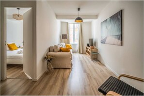 Strygejern/strygebræt, Wi-Fi, sengetøj