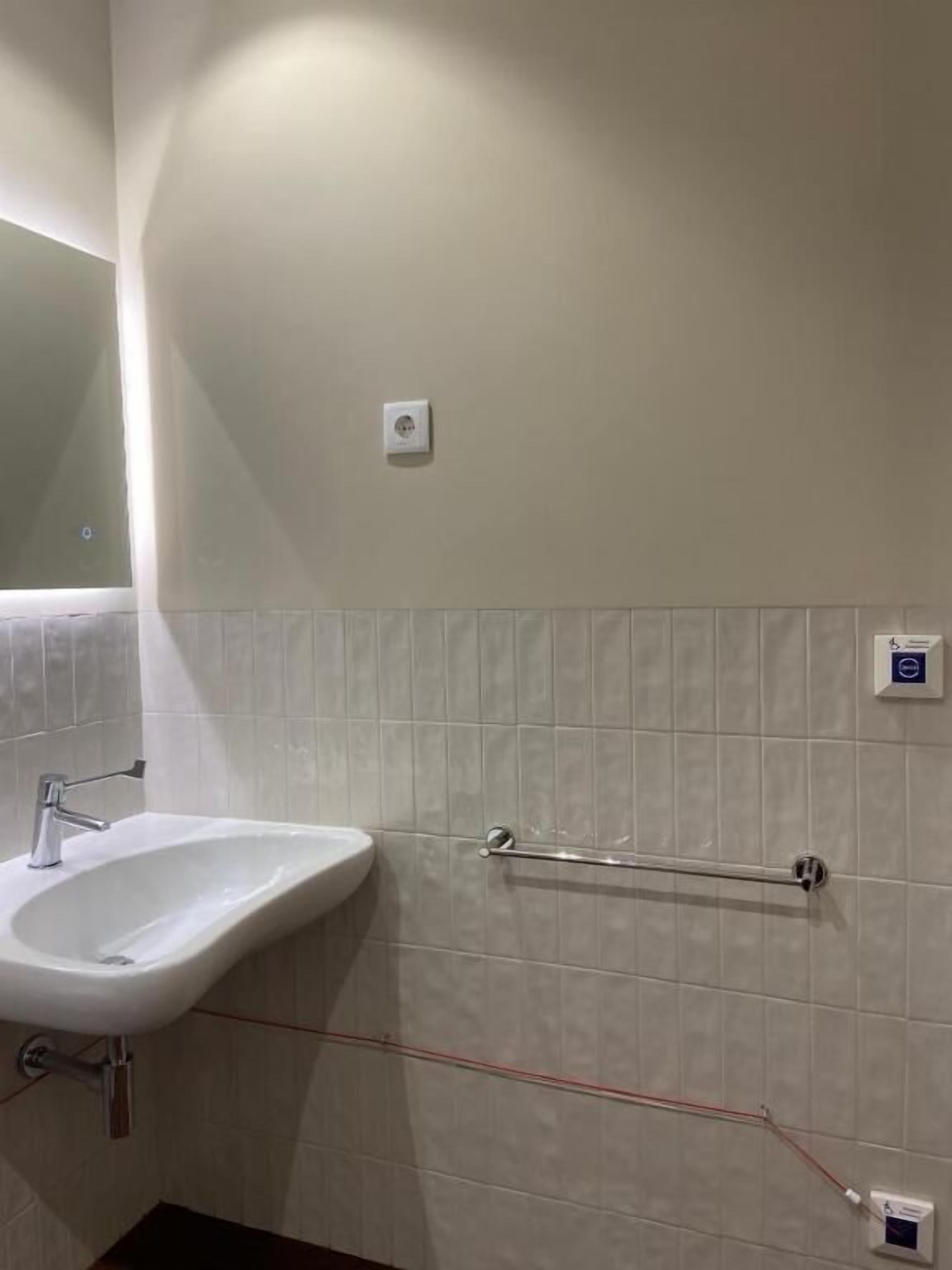 Double Room, City View | Bathroom