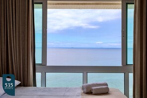 Iron/ironing board, Internet - Enjoy a private pool and full ocean view (Salvador)