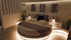 Honeymoon-Suite | Hochwertige Bettwaren, Zimmersafe, schallisolierte Zimmer