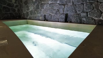 Honeymoon Suite | Spa