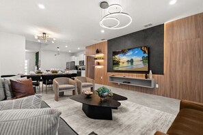 Fernseher, Videospiele, Tischfußball