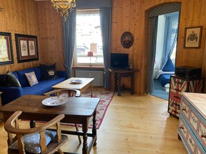 Interior - Apartment Gipfelstürmer - unobstructed view of the Alps (Berchtesgaden)