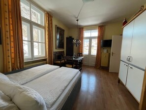 1 bedroom, WiFi, bed sheets - Vacation apartment Alpenglühen - Untersberg view (Berchtesgaden)