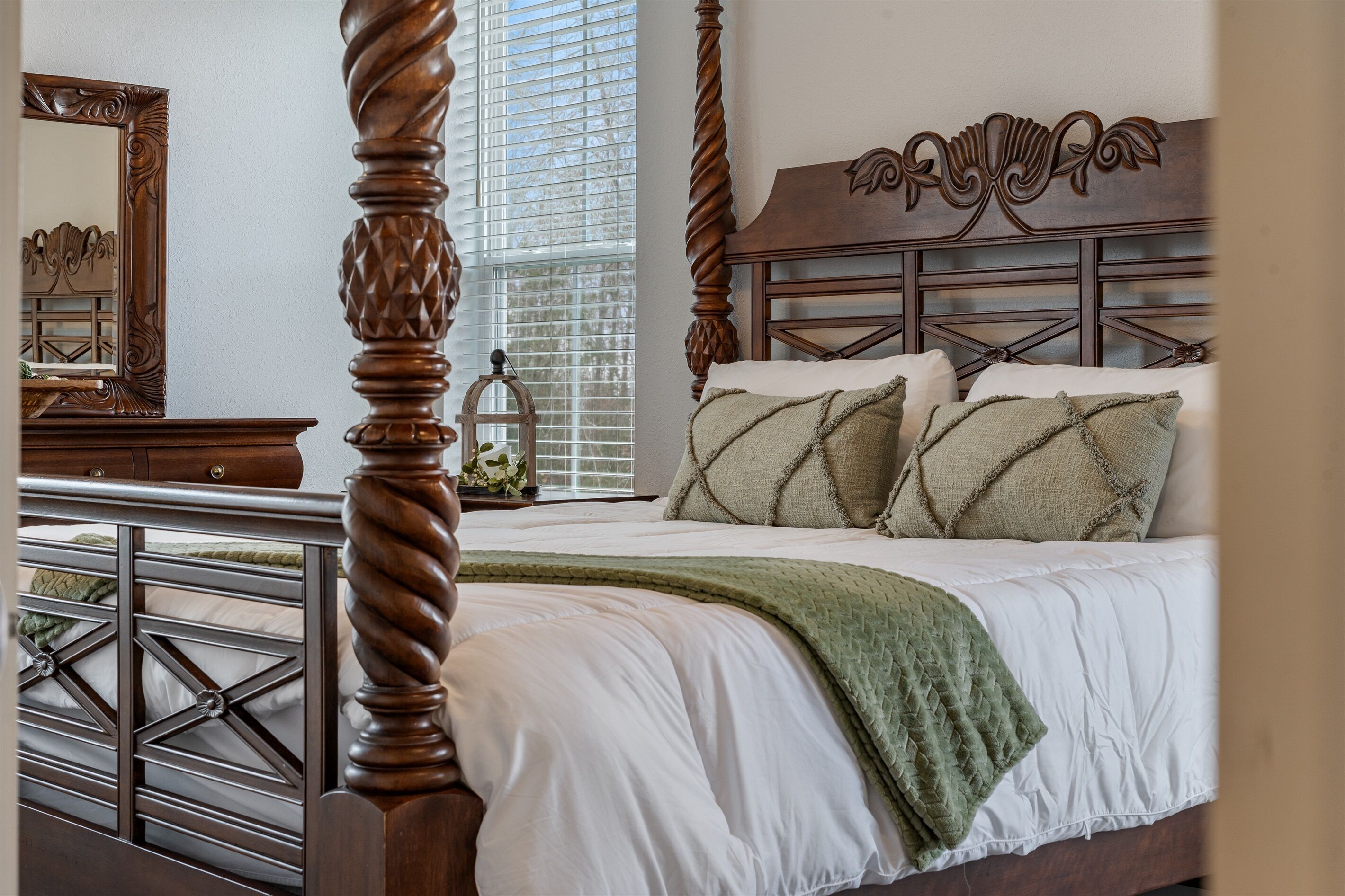 Bügeleisen/Bügelbrett, Internetzugang, Bettwäsche