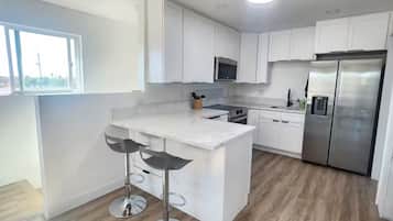 Microonde, forno, piano cottura