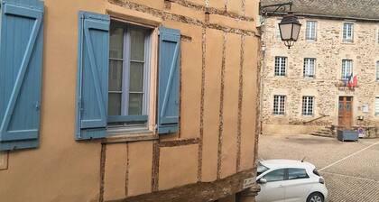 Appartement idépendant au sein d'une maison de charme en centre bourg