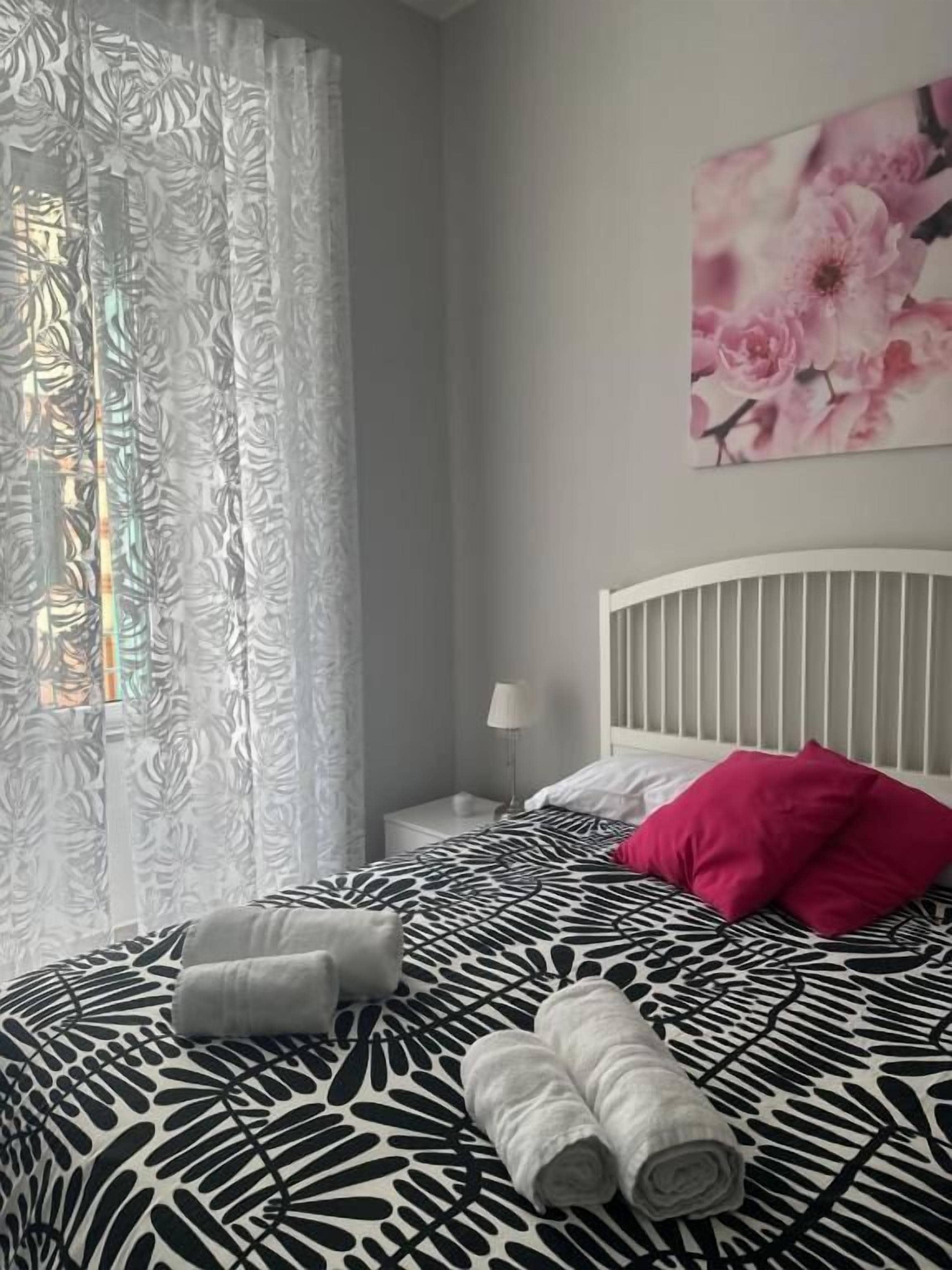 Chambre Double, vue jardin, en angle