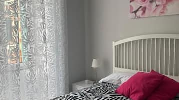 Chambre Double, vue jardin, en angle