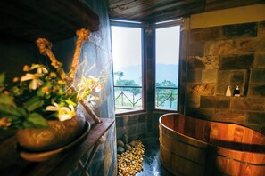 Spa - Puluong Qui E Ora (Ba Thuoc)