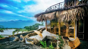 Executive-Doppel- oder -Zweibettzimmer, Talblick | Terrasse/Patio