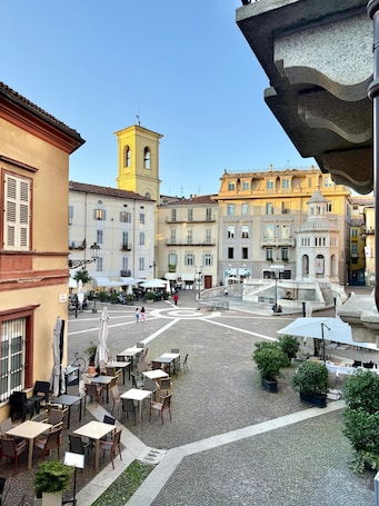 Ristorazione all'aperto. Residenza Della Bollente I - Stylish cosy apartment in the heart of the town.