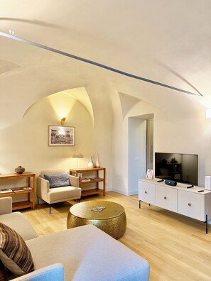 Smart-TV, Stereoanlage