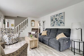 Living area - Worcester Home on Indian Lake w/ Shared Boat Dock! (Worcester)