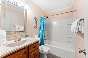 Bathroom - A Place At The Beach II 1F Shore Drive- 2BR- Pool (Myrtle Beach)