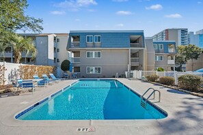 Pool - A Place At The Beach II 1F Shore Drive- 2BR- Pool (Myrtle Beach)