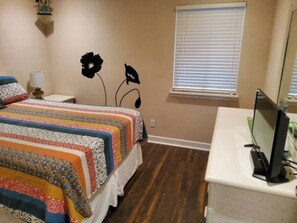 2 bedrooms, free WiFi, bed sheets - A Place At The Beach II 1F Shore Drive- 2BR- Pool (Myrtle Beach)