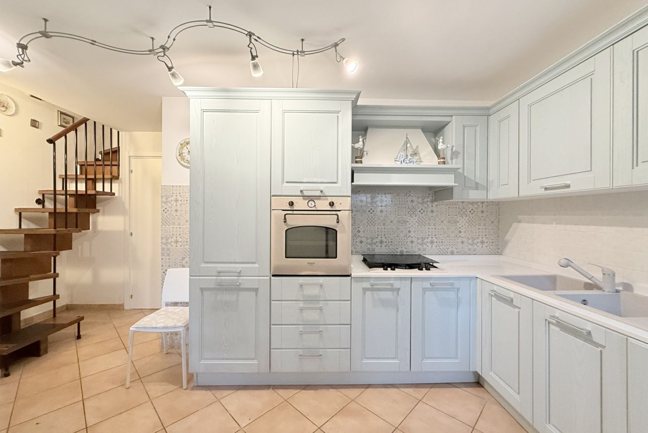 Kylskåp och diskmaskin