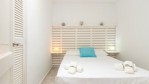Room - Ático en Tamariu: Gan terraza  y Vistas al Mar. (Tamariu)