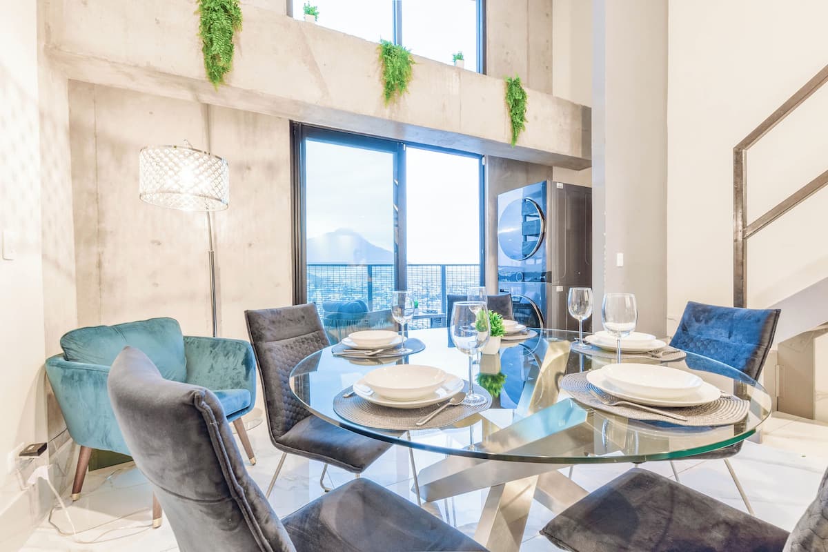 Superior Suite, City View