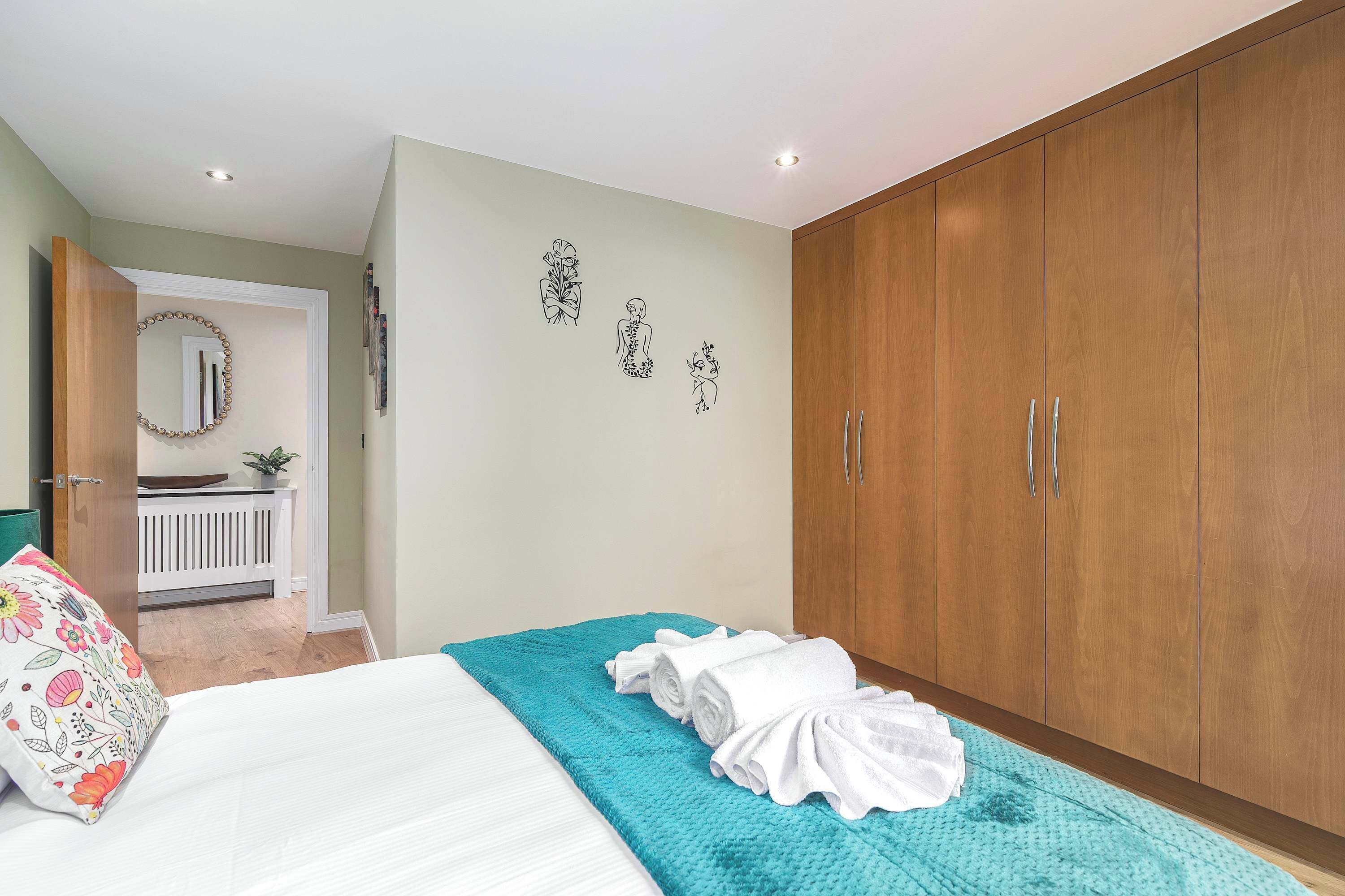 1 bedroom, iron/ironing board, travel cot, free WiFi