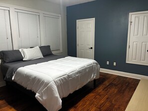4 Schlafzimmer, Bügeleisen/Bügelbrett, kostenloses WLAN, Bettwäsche