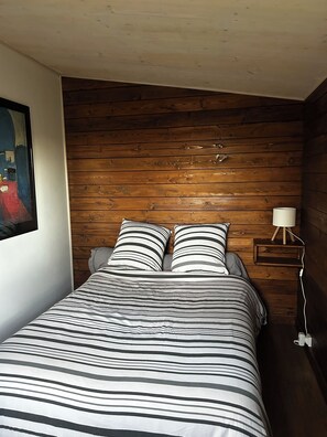 Wifi gratis y ropa de cama