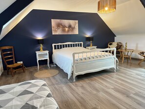 3 chambres, Wi-Fi gratuit, draps fournis