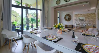 Villa Okavanga sur le golf, piscine chauffée