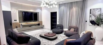 The Jhash Serviced Apartment