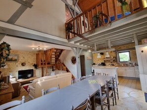 Interior - Near Sarlat and Rocamadour, large gîte, sleeps 10 with private pool, (Rouffilhac)