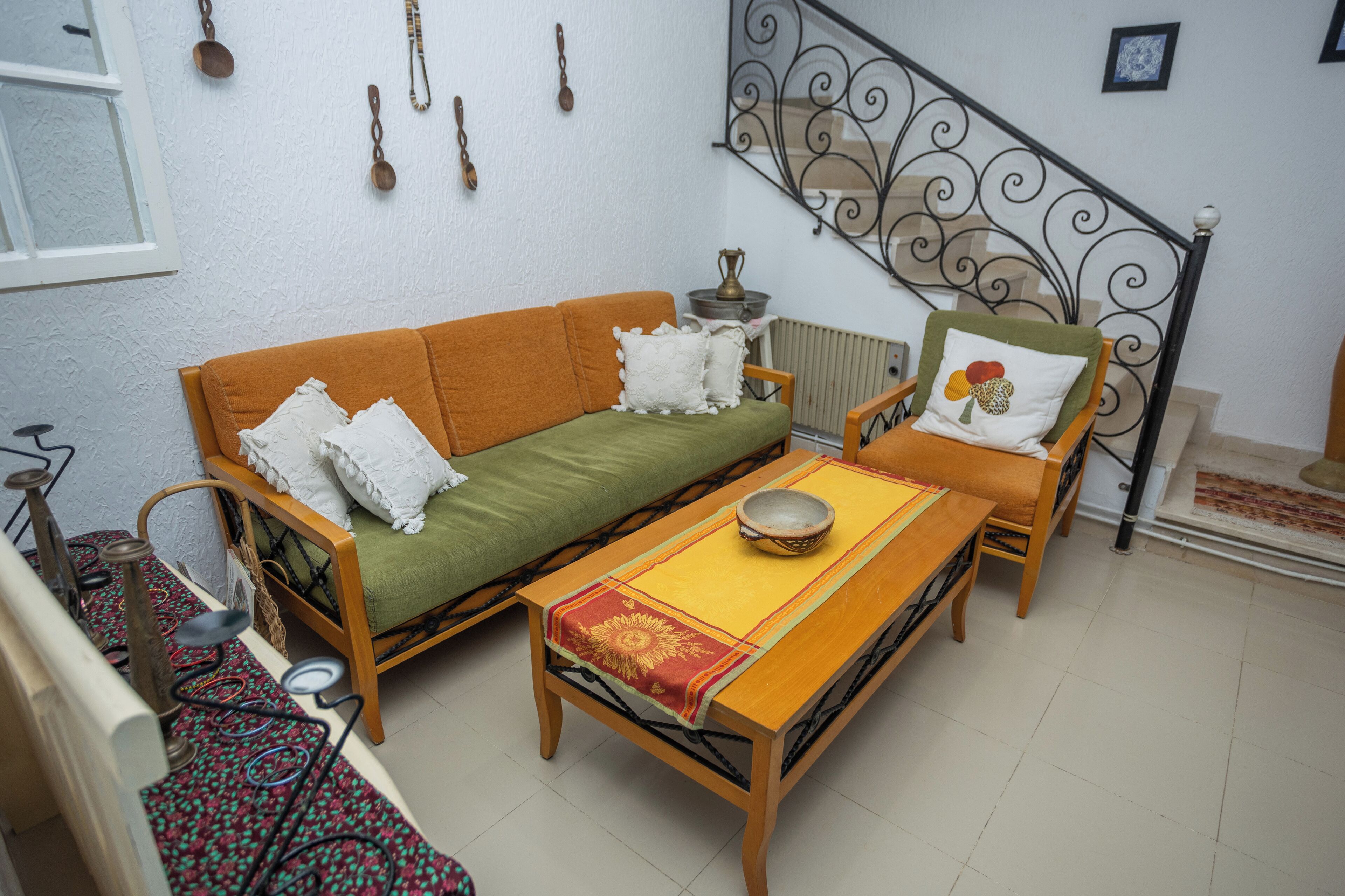 Comfort Quadruple Room | Living area