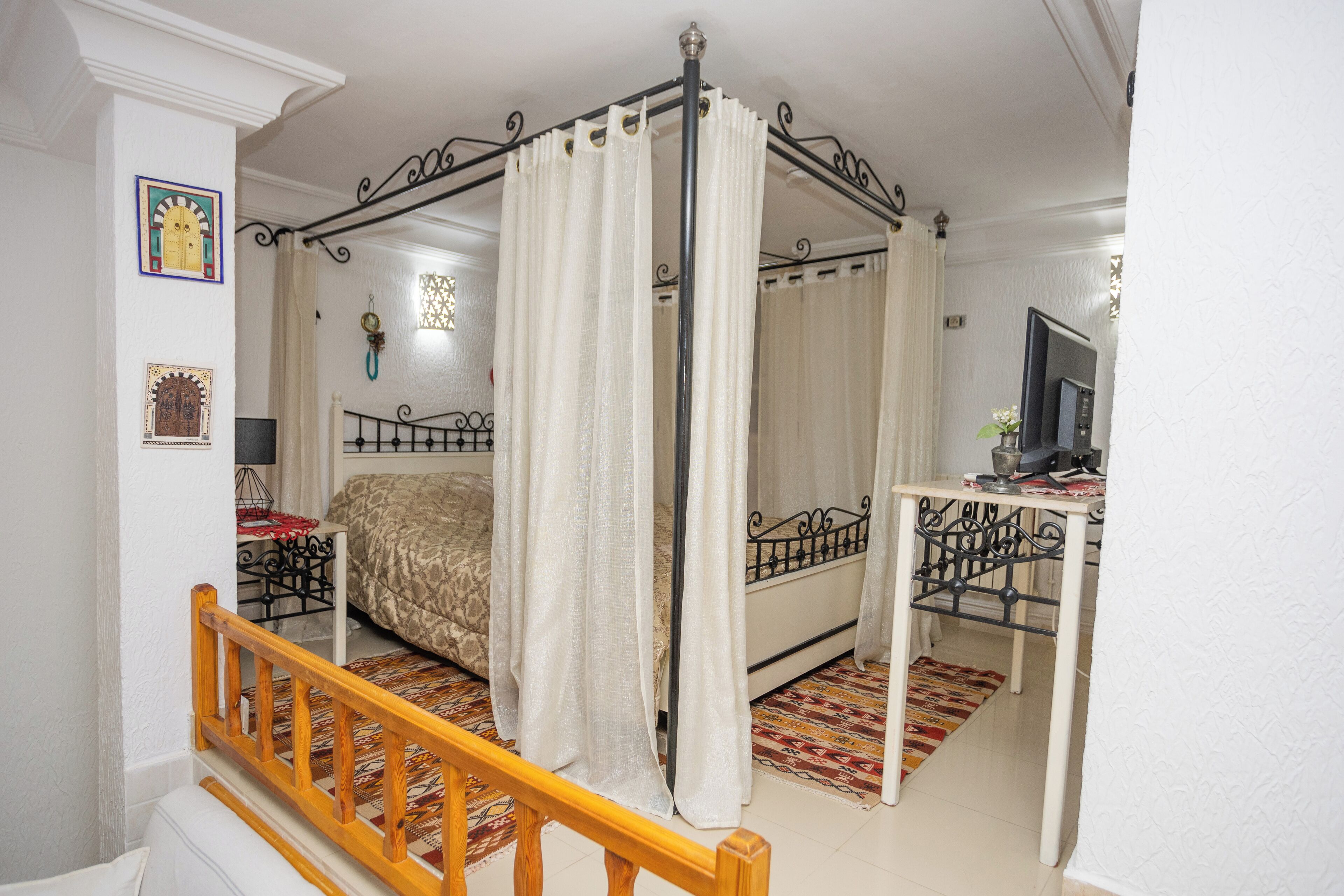 Firemannsrom – comfort | Blendingsgardiner, strykejern/-brett og wi-fi (inkludert)