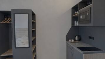 Dobbeltrom – deluxe, tekjøkken | Eget kjøkken | Minikjøleskap og mikrobølgeovn