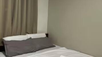 Wifi gratis y ropa de cama