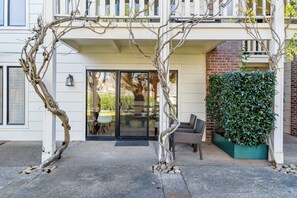 Exterior detail - Silverado Retreat - 2bd/2ba Napa Sanctuary (Napa)
