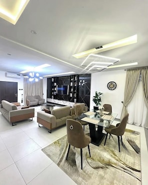 Interior - Jamieson Court (Abuja)