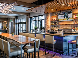 Bar (en el alojamiento)