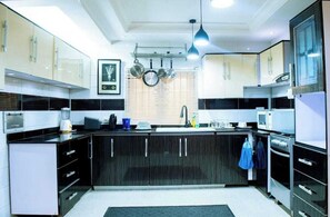 Economy Room, Balcony, City View | Private kitchen | Mini-fridge - Villa Gamji Monument Hotel And Resort (Abuja)