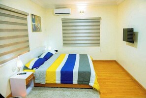 Economy Room, Balcony, City View | Desk, laptop workspace, blackout curtains, soundproofing - Villa Gamji Monument Hotel And Resort (Abuja)