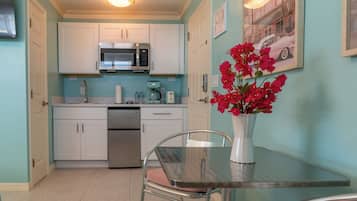 Fridge, microwave, coffee/tea maker, toaster