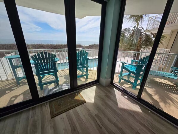 Interior - Direct Oceanfront Condo with Pool and Beach Views (North Myrtle Beach)