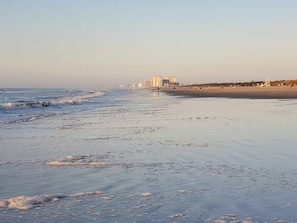 On the beach, sun-loungers - Direct Oceanfront Condo with Pool and Beach Views (North Myrtle Beach)