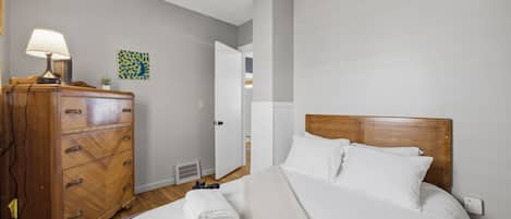 8 chambres, fer et planche Ă repasser, Wi-Fi, literie fournie