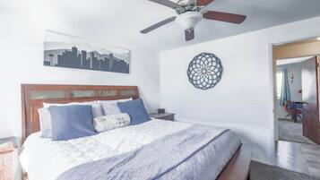 2 bedrooms, iron/ironing board, travel cot, free WiFi