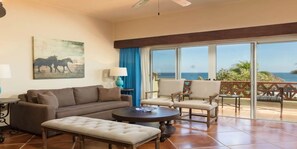 Smart TV, ping pong - Luxury room (6 people) at Hacienda del Mar Resort hotel, Los Cabos San Lucas (Los Cabos)