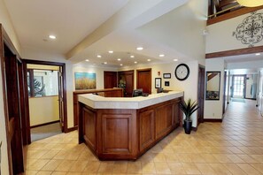 Lobby - 2 Suite Perfect for Couples Exploring Silicon Valley & Local Attractions (Newark)