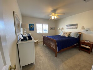 Iron/ironing board, internet, bed sheets